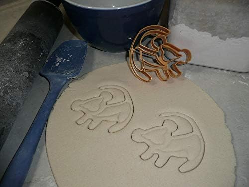 YNGLLC SIMBA CAVE PAINTING CUB COOKIE CUTTER